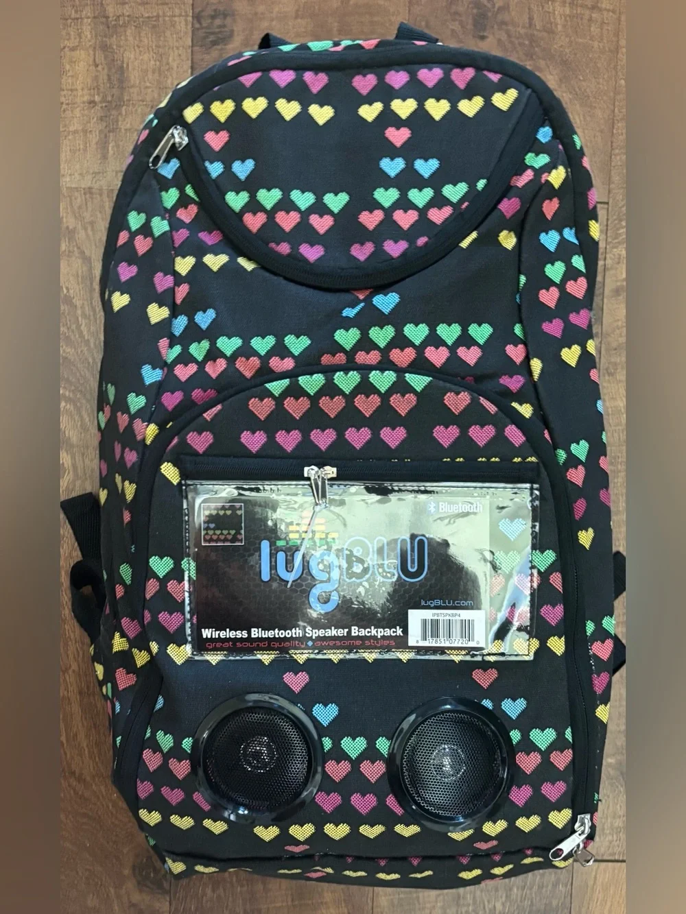 lugBLU Wireless Bluetooth Speaker Backpack black multicolor hearts NEW NWT